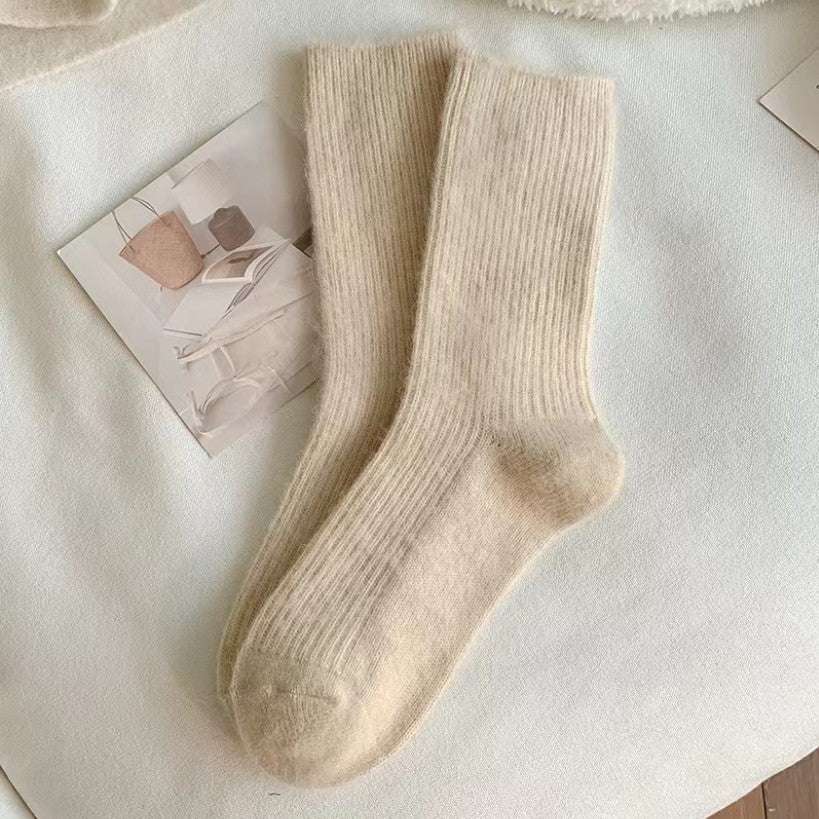 Chaussettes en laine épaisse et de taille moyenne