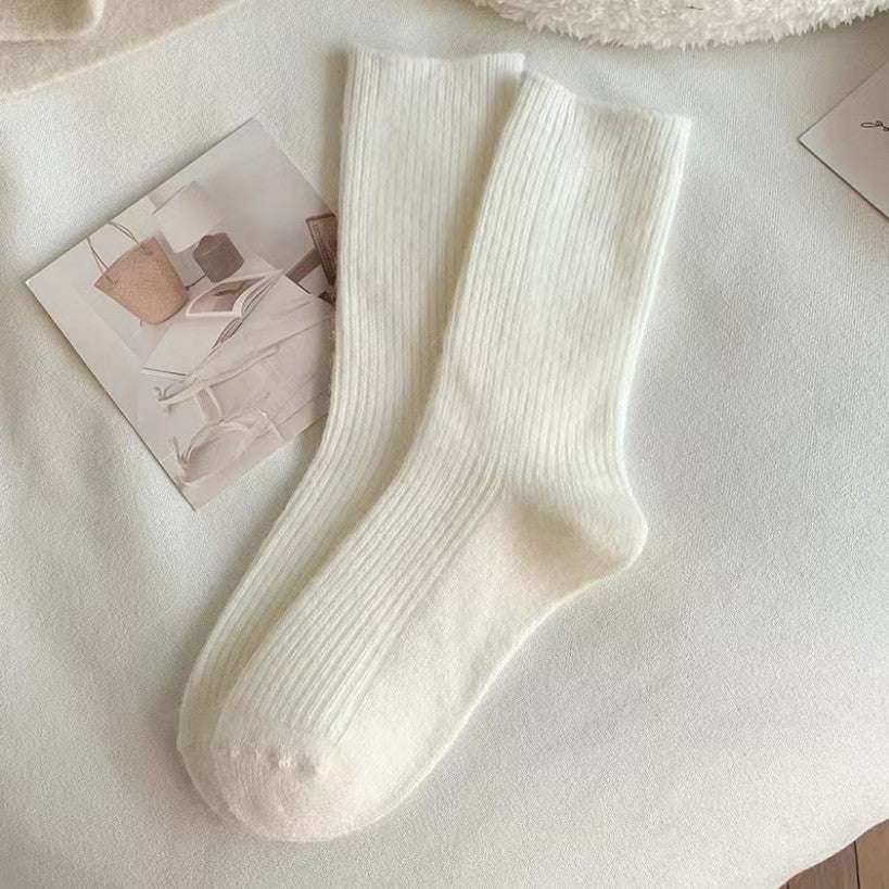 Chaussettes en laine épaisse et de taille moyenne